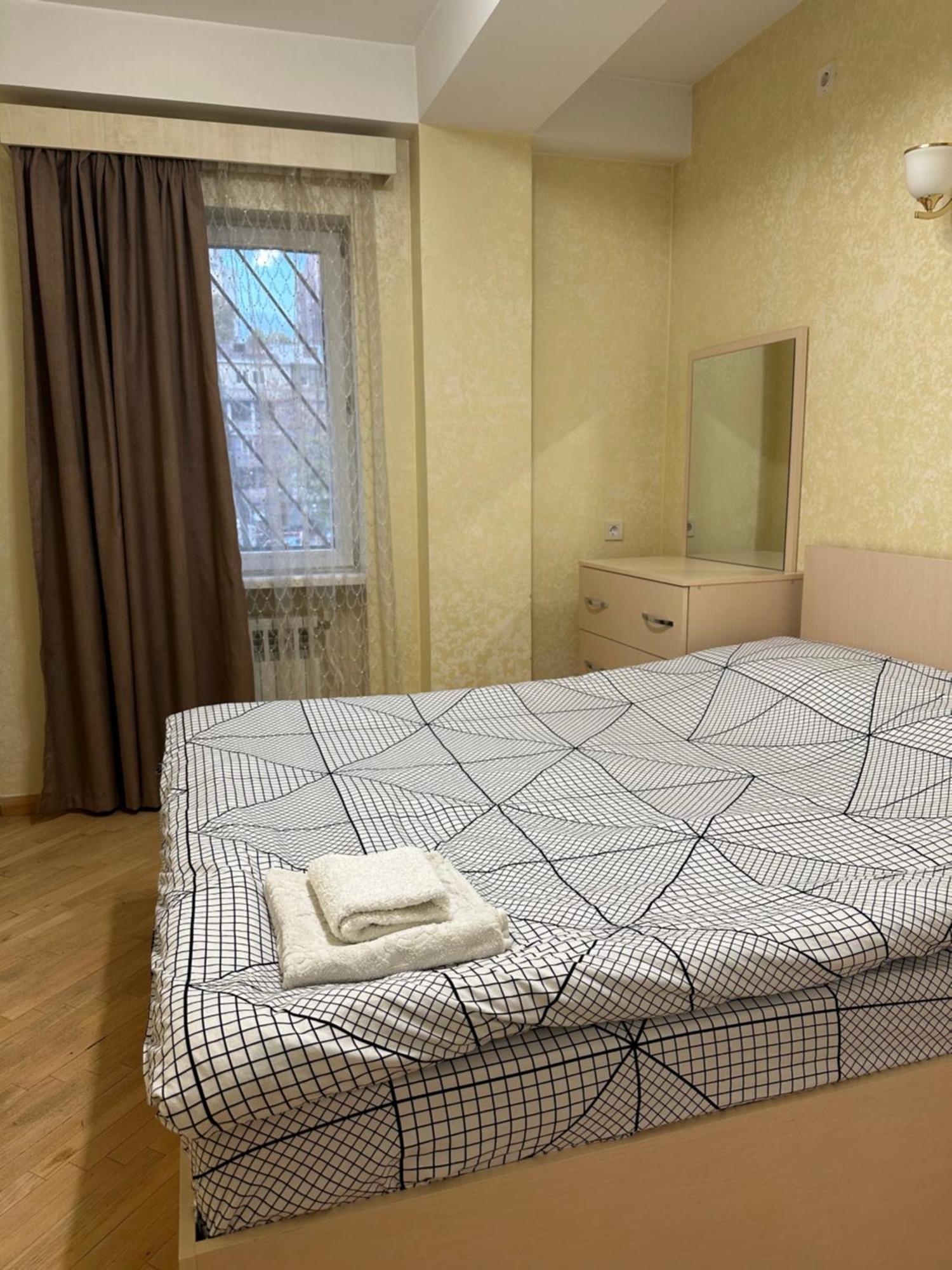 Comfortable Apartment In Center เยเรวาน ภายนอก รูปภาพ