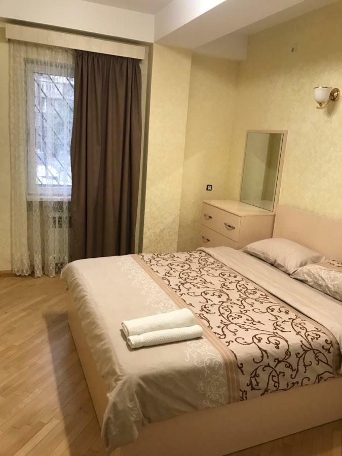 Comfortable Apartment In Center เยเรวาน ภายนอก รูปภาพ